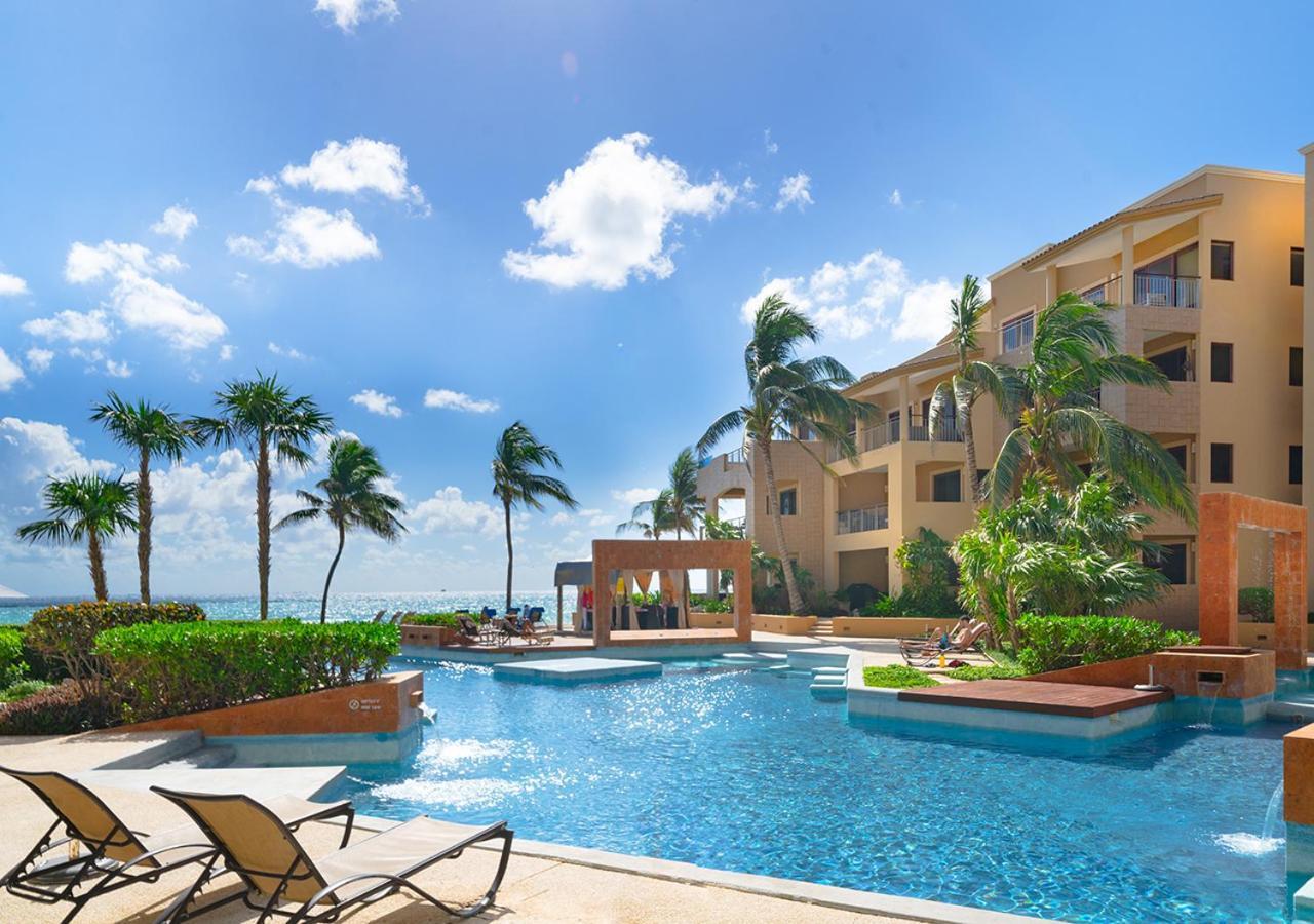 Condo Surf 405 - Luxury Oceanview Beachfront 3 Bedroom With Gym - At El Faro Condos Playa del Carmen Bagian luar foto
