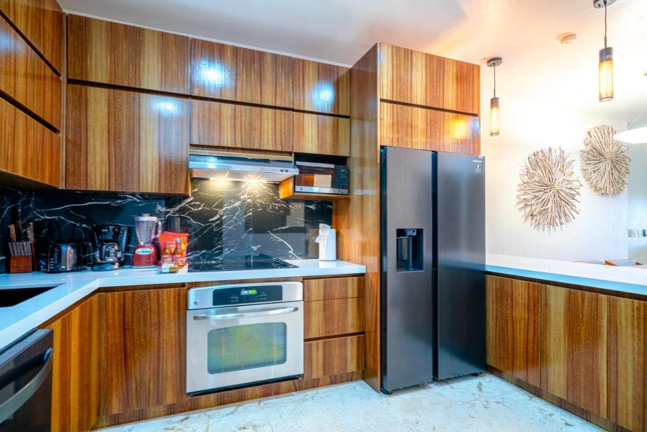 Condo Surf 405 - Luxury Oceanview Beachfront 3 Bedroom With Gym - At El Faro Condos Playa del Carmen Bagian luar foto