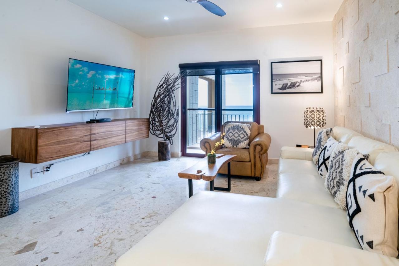 Condo Surf 405 - Luxury Oceanview Beachfront 3 Bedroom With Gym - At El Faro Condos Playa del Carmen Bagian luar foto