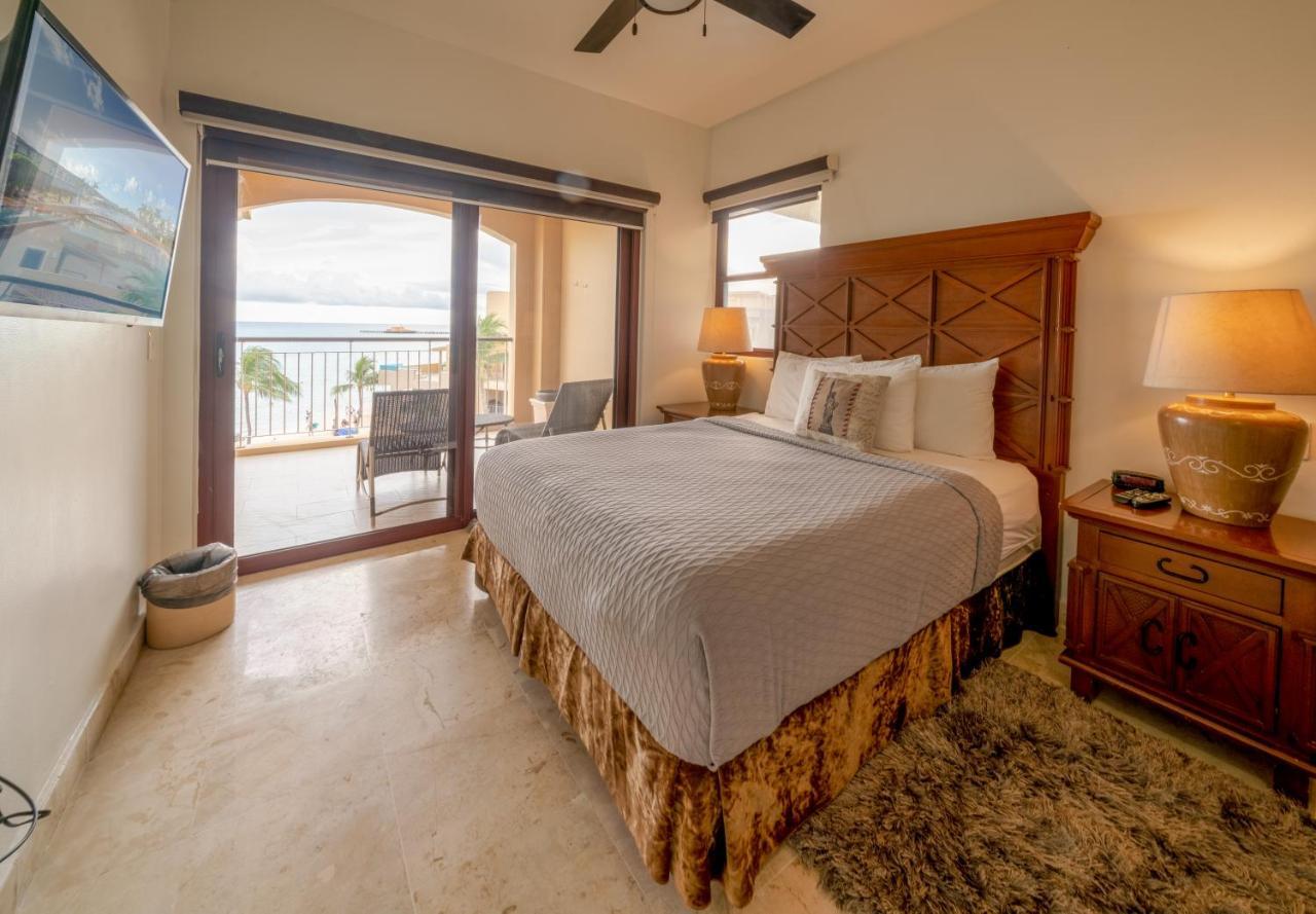 Condo Surf 405 - Luxury Oceanview Beachfront 3 Bedroom With Gym - At El Faro Condos Playa del Carmen Bagian luar foto