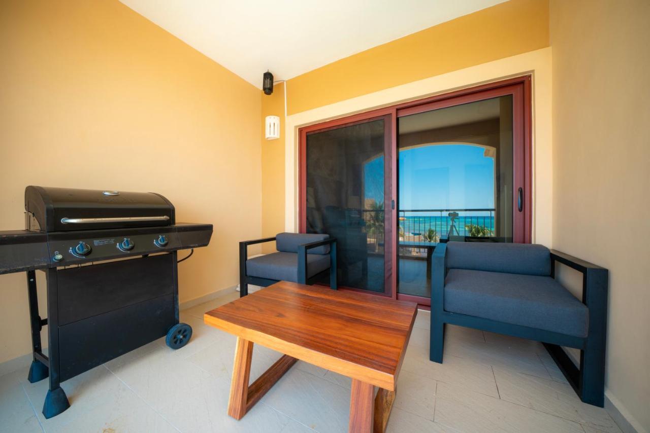 Condo Surf 405 - Luxury Oceanview Beachfront 3 Bedroom With Gym - At El Faro Condos Playa del Carmen Bagian luar foto